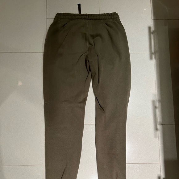 Talentless Heavyweight Sweatpants **IN OLIVE GREEN** - Picture 4 of 4